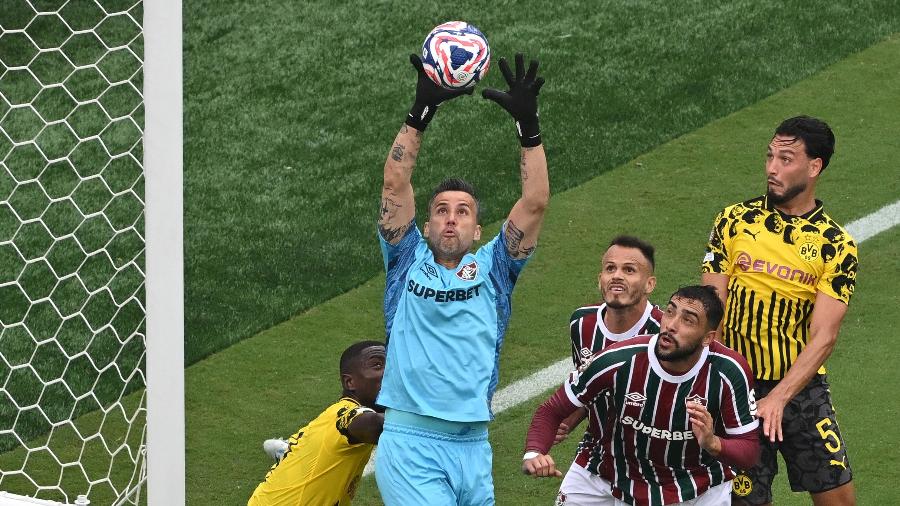 Borussia ficou no empate com o Fluminense na estreia - ANGELA WEISS / AFP