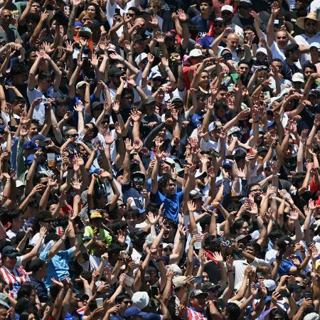 Torcedores relatam dificuldade para comprar água no jogo entre PSG e Atlético de Madrid pelo Mundial Torcedores relatam dificuldade para comprar água no jogo entre PSG e Atlético de Madrid pelo Mundial