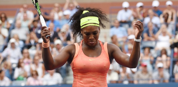 Serena Williams lamenta ponto perdido contra Roberta Vinci - TIMOTHY A. CLARY/AFP