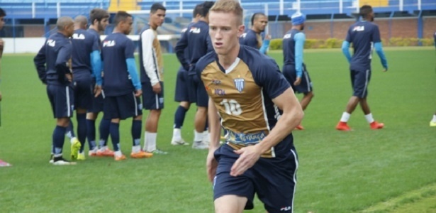 Lucas Lovat é jogador do Avaí e pode ser emprestado ao Grêmio - André Palma Ribeiro/Avaí