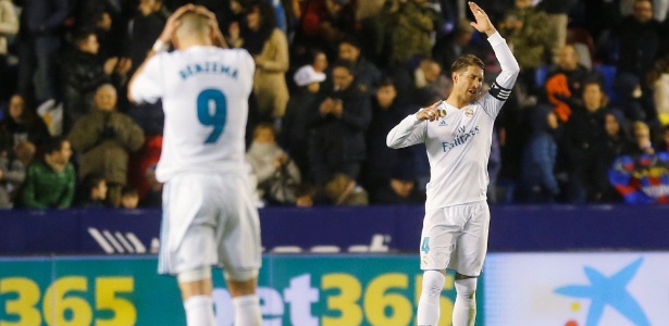 Sergio Ramos se enfurece após Real Madrid sofrer gol do Levante - Heino Kalis/Reuters