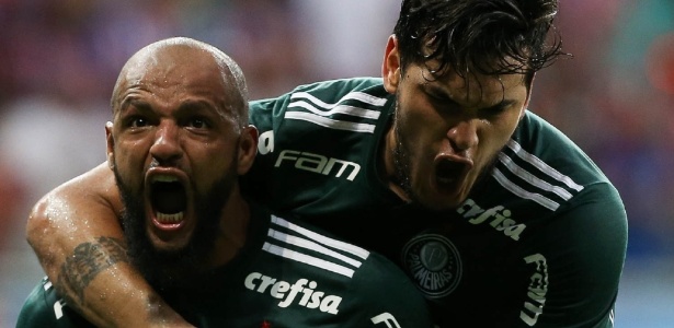 Felipe Melo comemora com Gustavo Gómez o gol do Palmeiras diante do Bahia - Cesar Greco/Agência Palmeiras