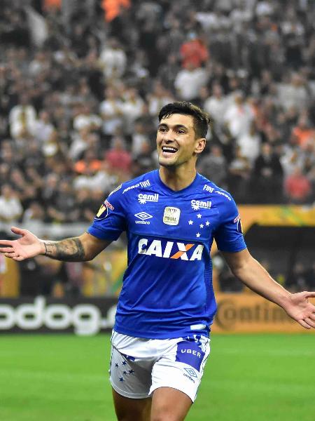 Arrascaeta comemora gol do Cruzeiro na final da Copa do Brasil contra o Corinthians, em 2018 - EDUARDO CARMIM/AGÊNCIA O DIA/ESTADÃO CONTEÚDO