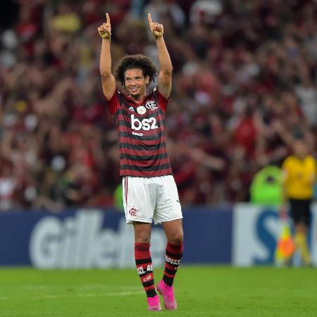 Willian Arão comemorou mais um título com o Flamengo - Thiago Ribeiro/AGIF