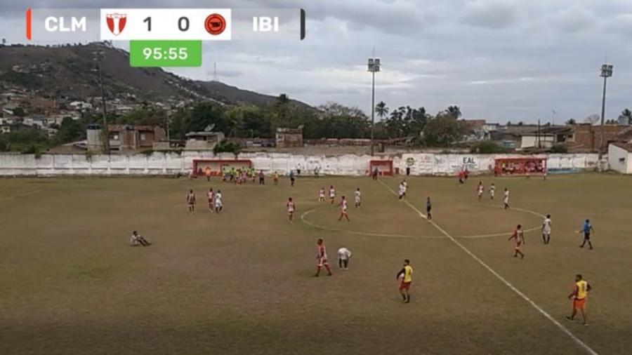 O Íbis perdeu para o Centro Limoeirense pelo placar de 1 a 0 - Reprodução/Instagram
