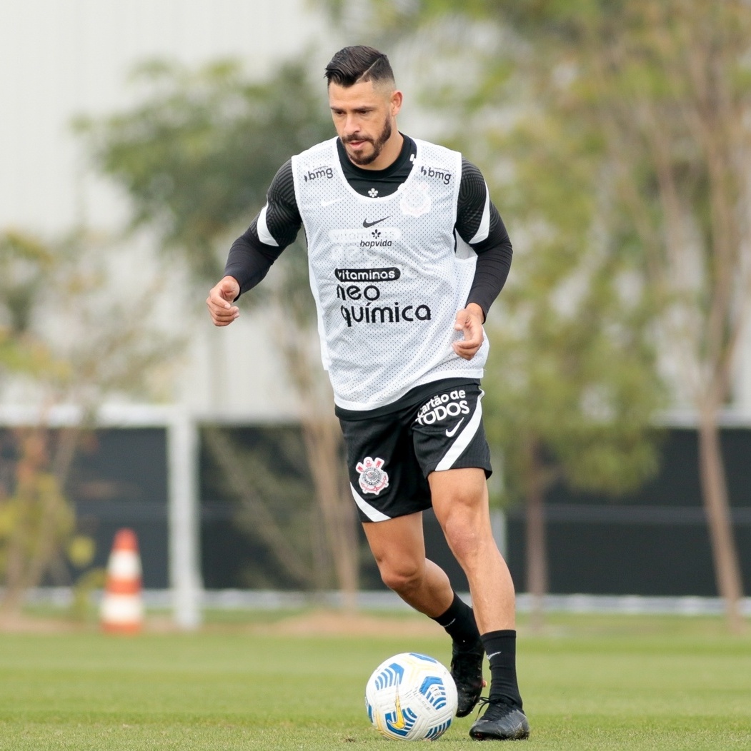 Isso é um truco': Marília Ruiz diz que Cássio fica no Corinthians