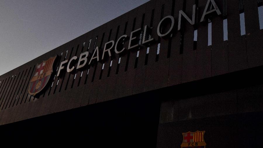 Fachada do Camp Nou, estádio do Barcelona - AFP