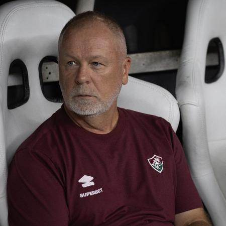 Mano Menezes foi o primeiro técnico a ser demitido neste Brasileirão Mano Menezes foi o primeiro técnico a ser demitido neste Brasileirão