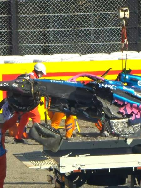 A Alpine de Jack Doohan é retirada após grave acidente durante o TL2 para o GP do Japão de F1 A Alpine de Jack Doohan é retirada após grave acidente durante o TL2 para o GP do Japão de F1