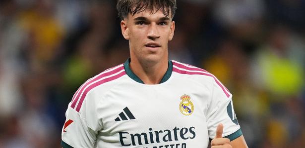 Real Madrid sofre, mas vence com brilho de estreante na volta de Mourinho