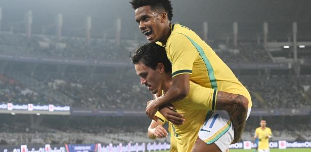 Brasil goleia Índia com gols de Pedro e Samuel Lino