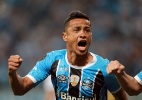 Grêmio vai transformar chuteira de Cícero, herói da final, em item de museu - REUTERS/Diego Vara