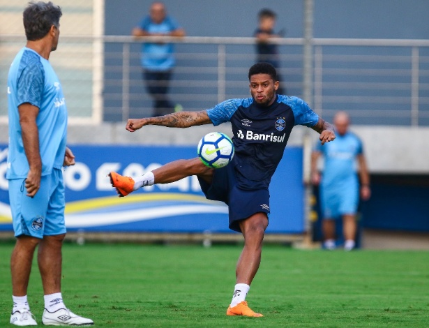 André tem dois gols em 10 jogos pelo Grêmio e não marca há cinco partidas - Lucas Uebel/Grêmio