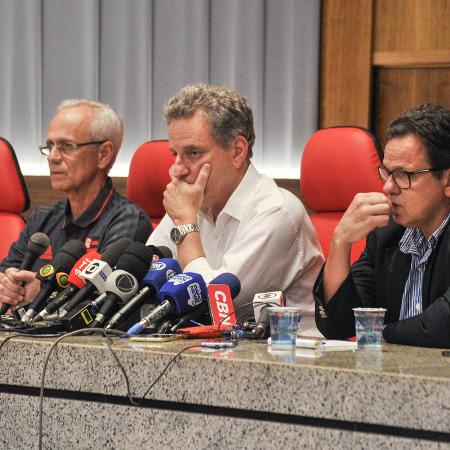 Rodolfo Landim, presidente do Flamengo, entre o CEO Reinaldo Belotti e o vice Rodrigo Dunshee