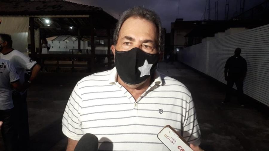 Ex-presidente do Botafogo, Carlos Augusto Montenegro diz que, sem S/A, Botafogo é "ingovernável" - Alexandre Araújo/Colaboração para o UOL