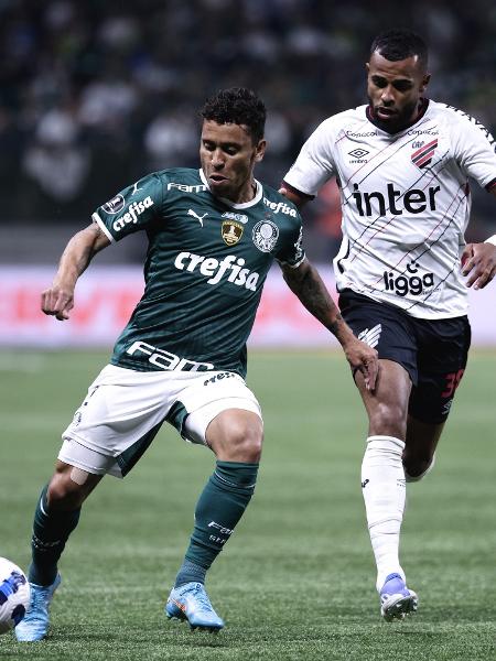 Duelo entre Athletico e Palmeiras terá transmissão apenas no PPV do clube paranaense e na Twitch de Casimiro - Ettore Chiereguini/AGIF