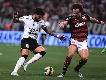 Após deixar Fla, David Luiz conversa com Corinthians e Fortaleza