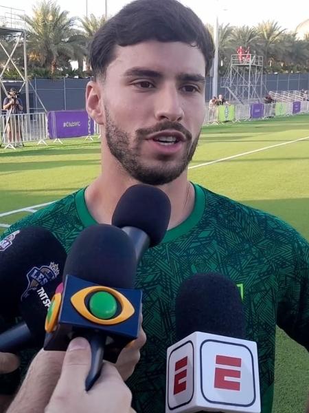 Martinelli, do Fluminense, em entrevista antes do treino em Jeddah, na Arábia Saudita