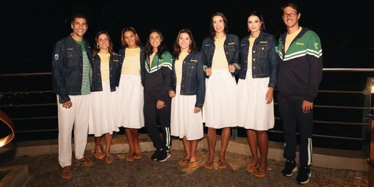 Uniforme do Time Brasil para a cerimônia de abertura das Olimpíadas de Paris