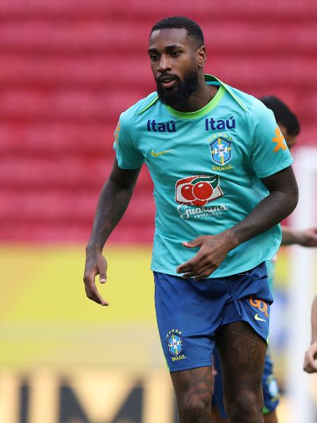 Gerson durante treino da seleção brasileira - Rafael Ribeiro/CBF