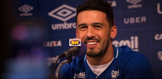 Lateral direito Edílson chegou ao Cruzeiro no início do ano em troca por Alisson - Cruzeiro/Divulgação