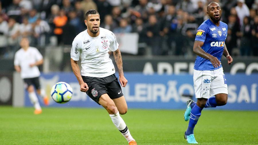 Jonathas em ação pelo Corinthians contra o Cruzeiro - Rodrigo Coca/Ag. Corinthians 