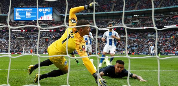 Gabriel Jesus abre o placar para o Manchester City - Reuters/John Sibley
