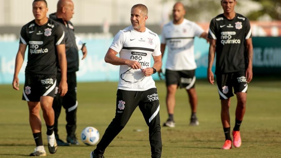 Sylvinho prepara o Corinthians para a estreia no Campeonato Brasileiro  - Rodrigo Coca/ Ag. Corinthians