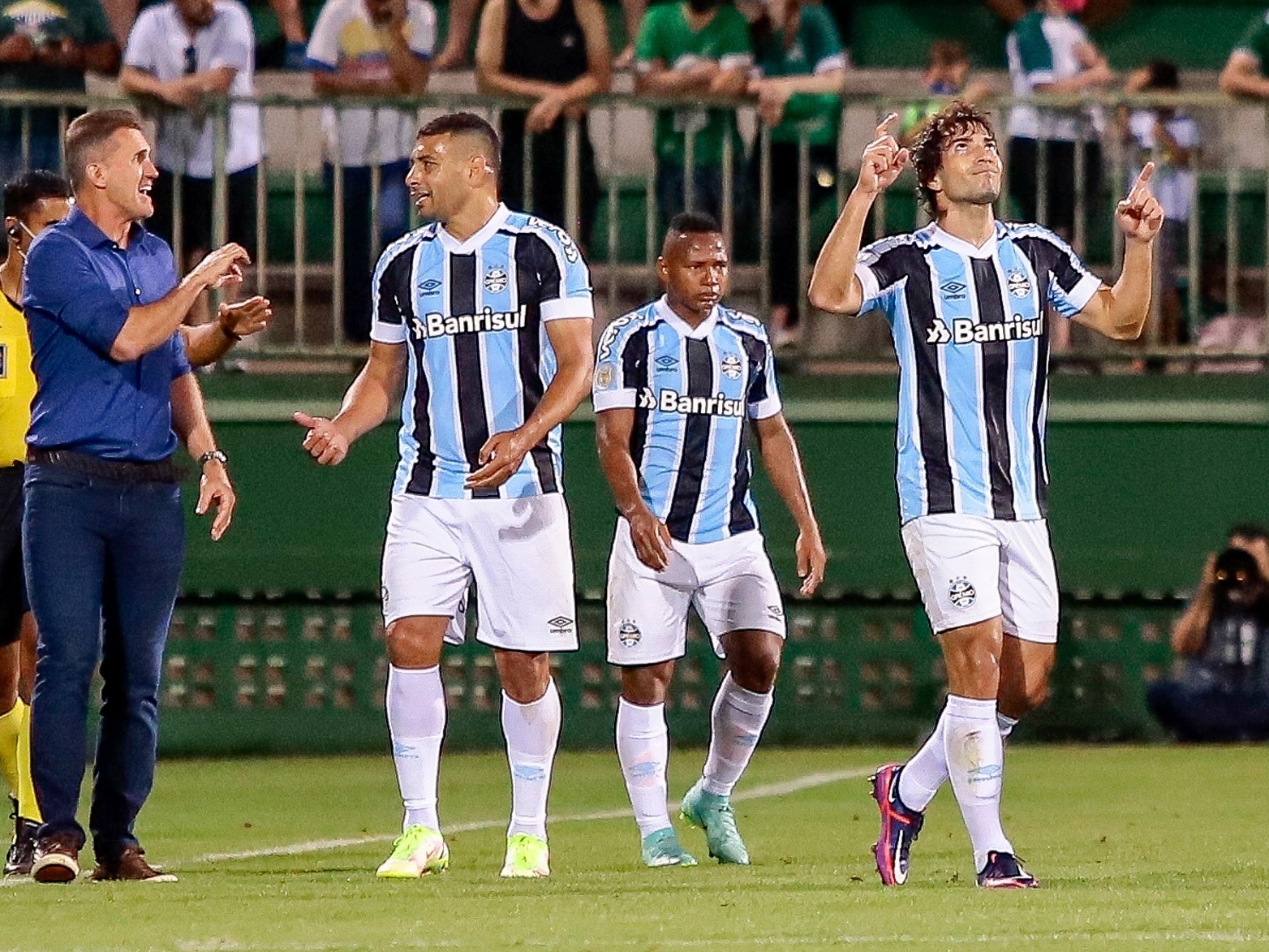 Felipe Endres retorna ao Grêmio como novo técnico do Futebol