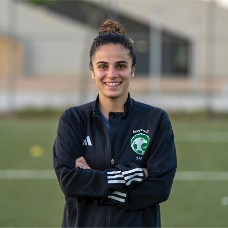  Tatiana Khalil, ex-capitã da seleção do Líbano que jogou em clubes de três países antes de aceitar o convite para viver em Jeddah