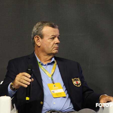 Lars Grael durante debate na CBC & Clubes Expo - CBC & Clubes Expo / Foto EA