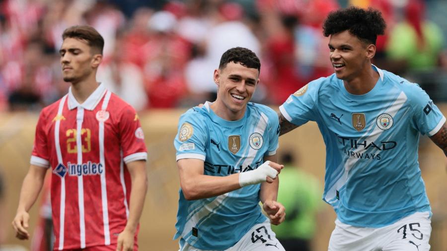 Foden comemora ao marcar pelo Manchester City contra o Wydad Casablanca, pelo Mundial Foden comemora ao marcar pelo Manchester City contra o Wydad Casablanca, pelo Mundial