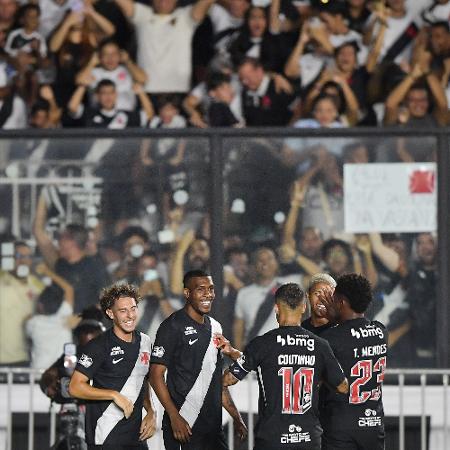 Vasco bate Maricá com dois de Rayan e estreia com vitória no Carioca