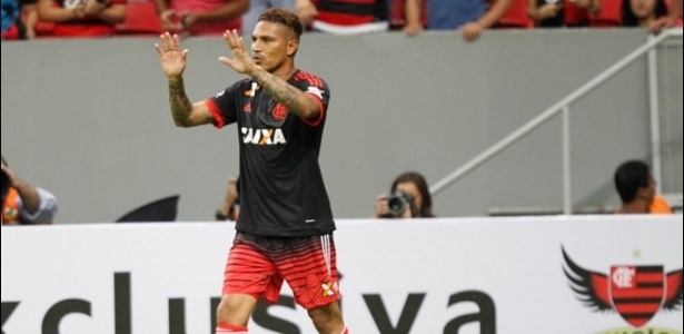 Guerrero tem chances de começar como titular diante do Figueirense - Gilvan de Souza/ Flamengo