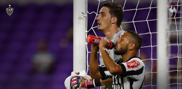 Apesar do término do contrato, marca de patrocinadora segue na manga da camisa do Atlético-MG - Divulgação Atlético-MG/Florida Cup - Divulgação Atlético-MG/Florida Cup