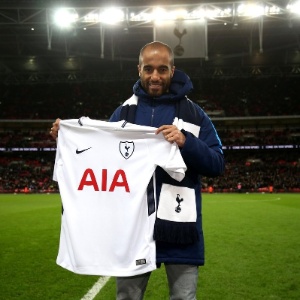 Lucas Moura chega ao Tottenham - undefined