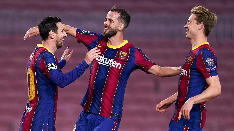 O Barcelona chegou a um acordo com seus jogadores para redução salarial -  Pedro Salado/Getty Images