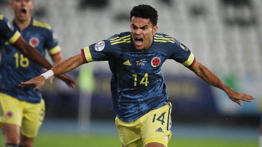 Luis Diaz comemora gol pela seleção colombiana - REUTERS/Ricardo Moraes