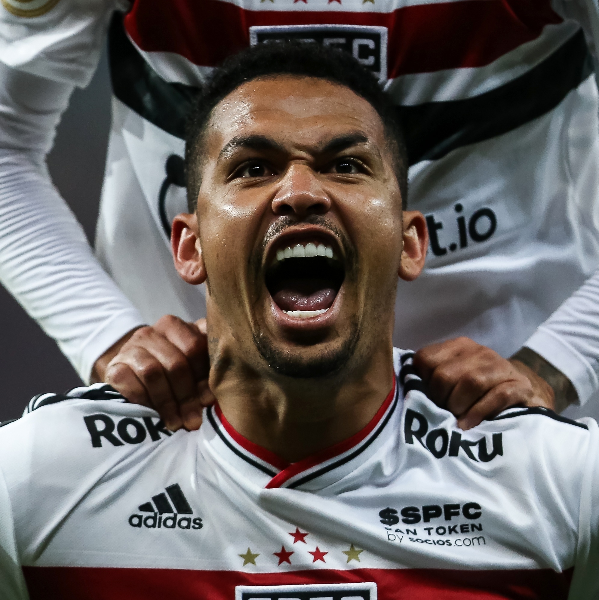 São Paulo arranca empate do Inter em jogo de seis gols no Beira-Rio