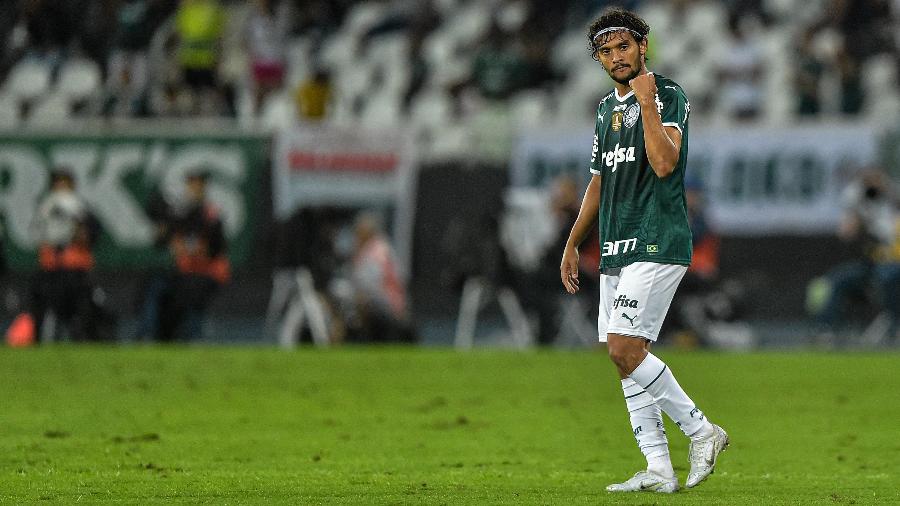 Gustavo Scarpa, do Palmeiras, comemora gol contra o Botafogo pelo Brasileirão - Thiago Ribeiro/AGIF