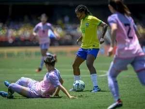 Seleção brasileira faz jogo ruim e perde para o Japão em amistoso