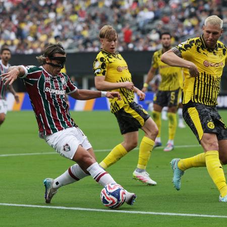 Canobbio, do Fluminense, em ação no jogo contra o Borussia Dortmund, no Mundial Canobbio, do Fluminense, em ação no jogo contra o Borussia Dortmund, no Mundial