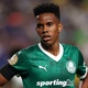 Chelsea vence com desvio cruel, elimina Palmeiras do Mundial e encara o Flu