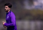 Fora dos planos do Corinthians, Héctor Hernández passa a treinar separado