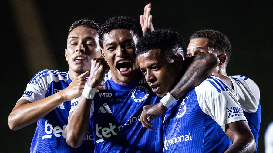 Cruzeiro x Uberlândia: horário e onde assistir ao jogo do Mineiro