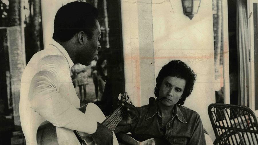 Cantor Roberto Carlos e o jogador Pelé em 1978 - TV Globo/Divulgação