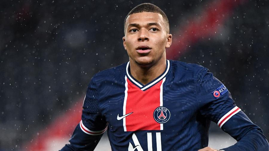 O PSG de Kylian Mbappé está em segundo lugar no Campeonato Francês - Getty Images