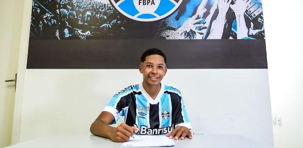 Jovem ex-Riograndense assina contrato com o Grêmio