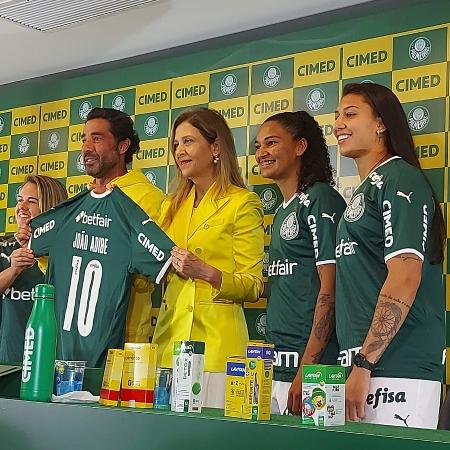 Presidente Leila Pereira apresenta novo patrocinador do futebol feminino do Palmeiras - Diego Iwata Lima/UOL