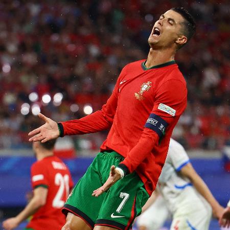Cristiano Ronaldo, de Portugal, reclama durante jogo contra a República Tcheca na Eurocopa
